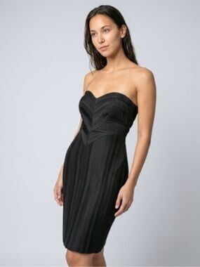 BCBGMaxAzria Black Strapless Textured Cocktail Dress